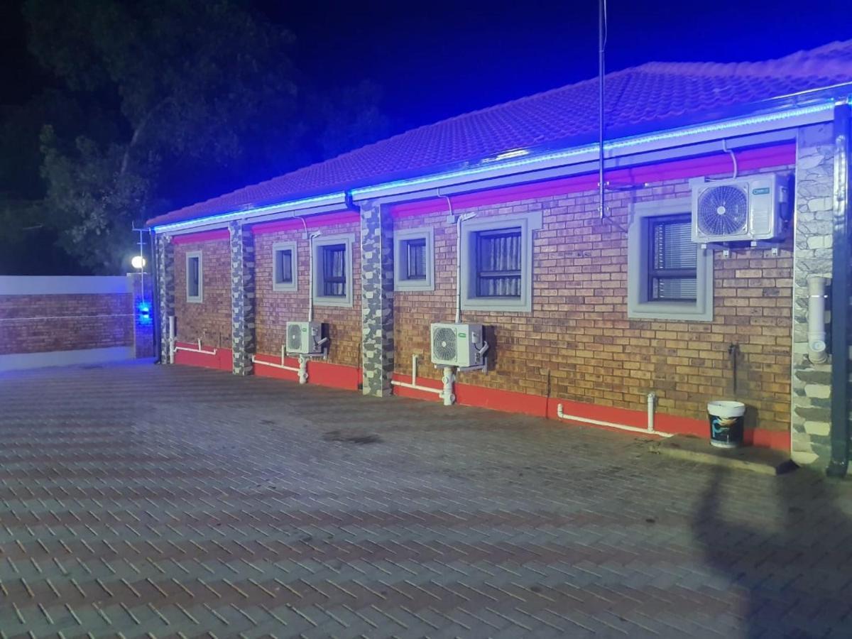 Emirates Garden Lodge بوكسبرغ المظهر الخارجي الصورة